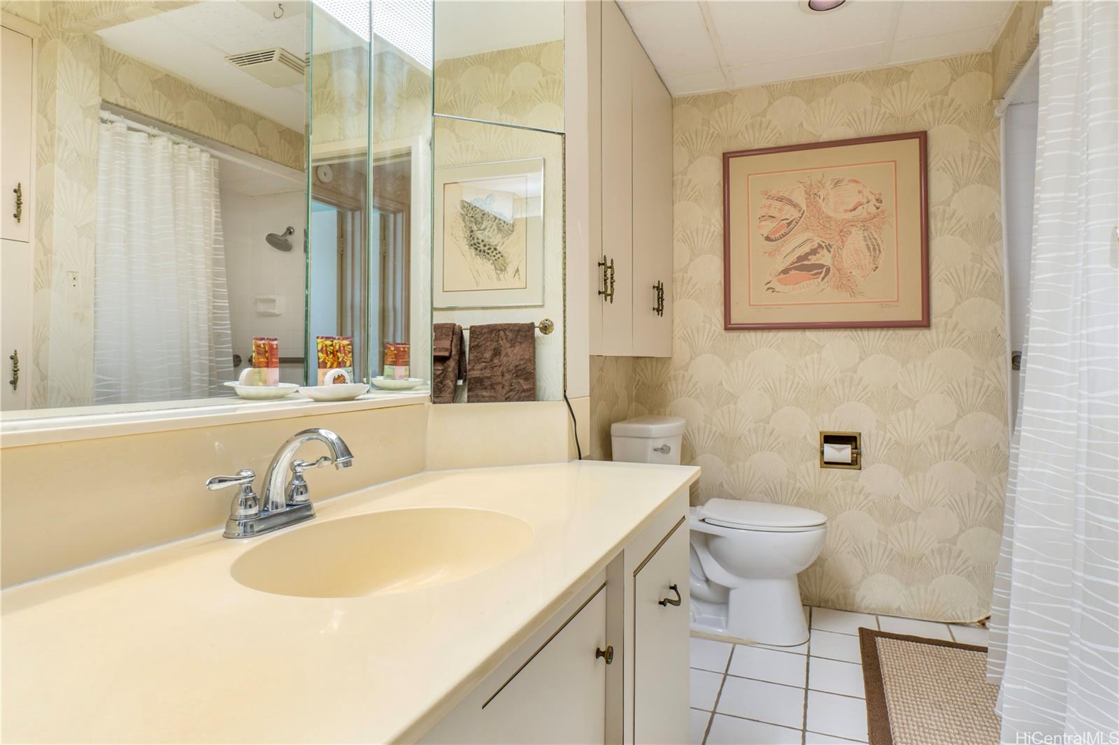 2500 Kalakaua Avenue  Unit 503