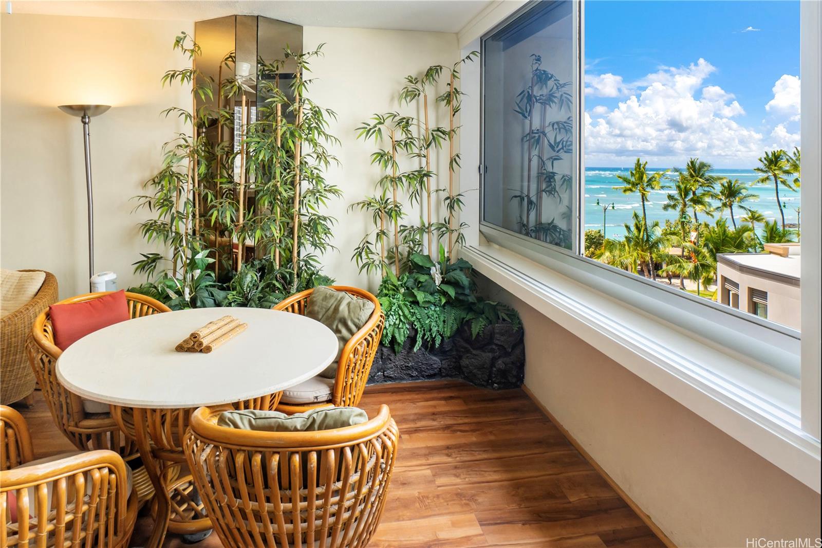 2500 Kalakaua Avenue  Unit 503