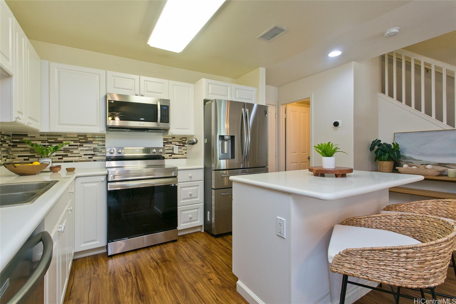 91-2093 Kaioli Street  Unit 1702
