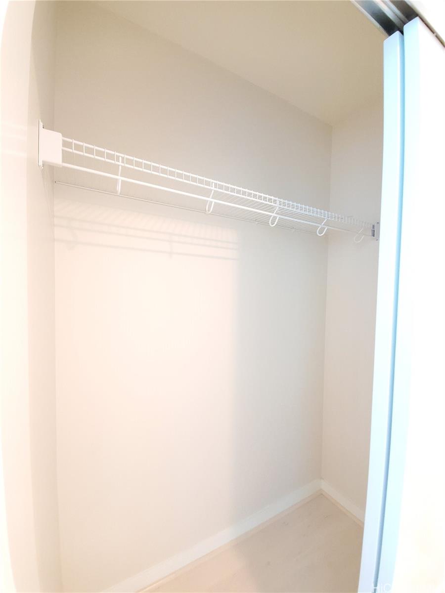 1177 Queen Street  Unit 3205