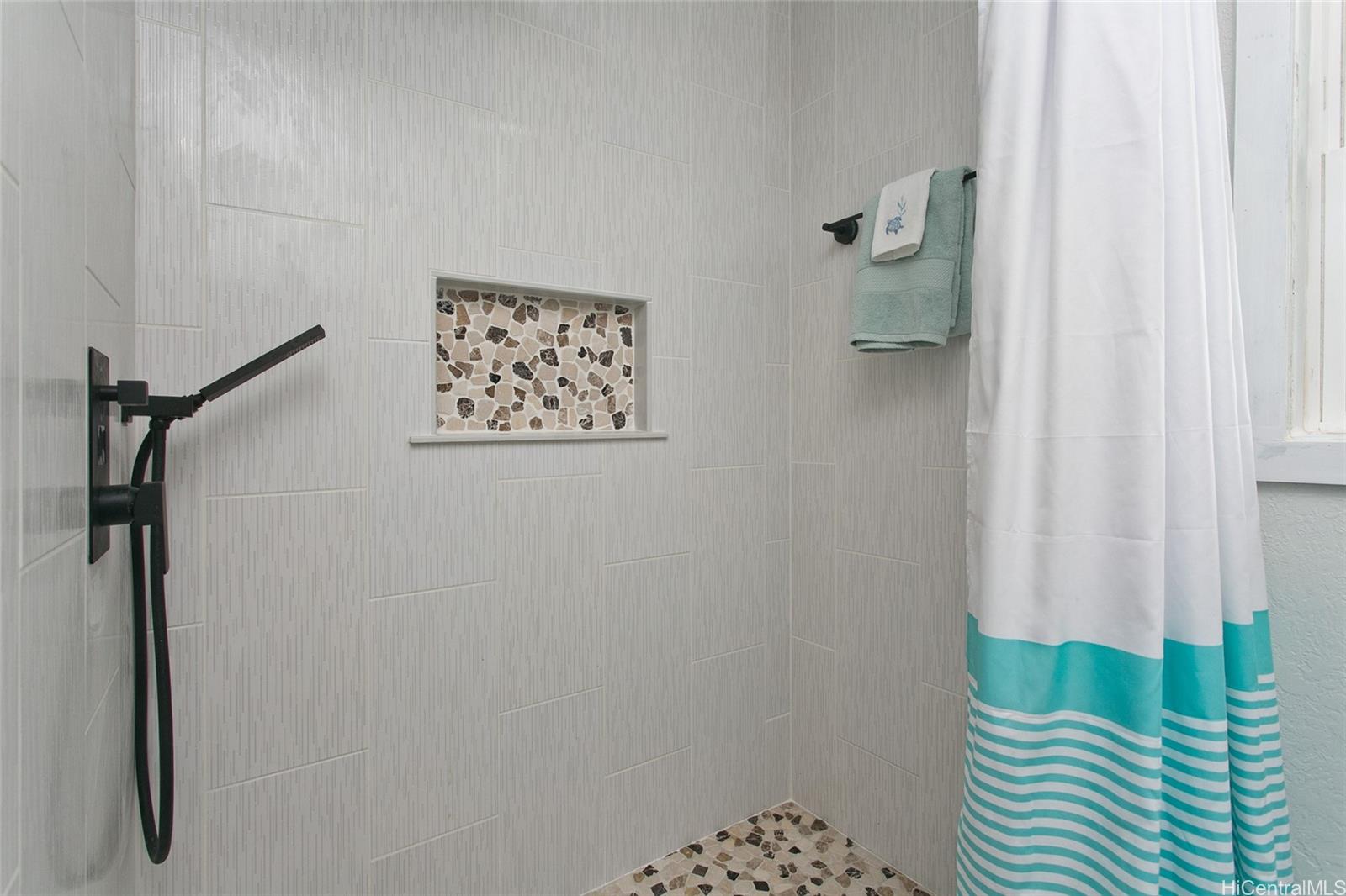 340 Manono Street  Unit 2