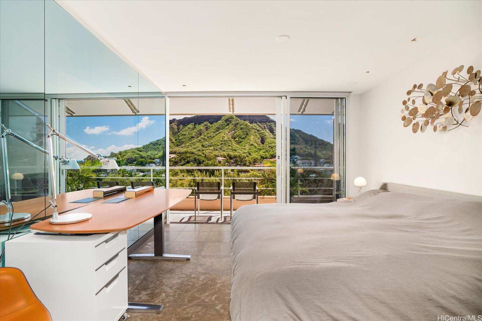 2979 Kalakaua Avenue  Unit 904