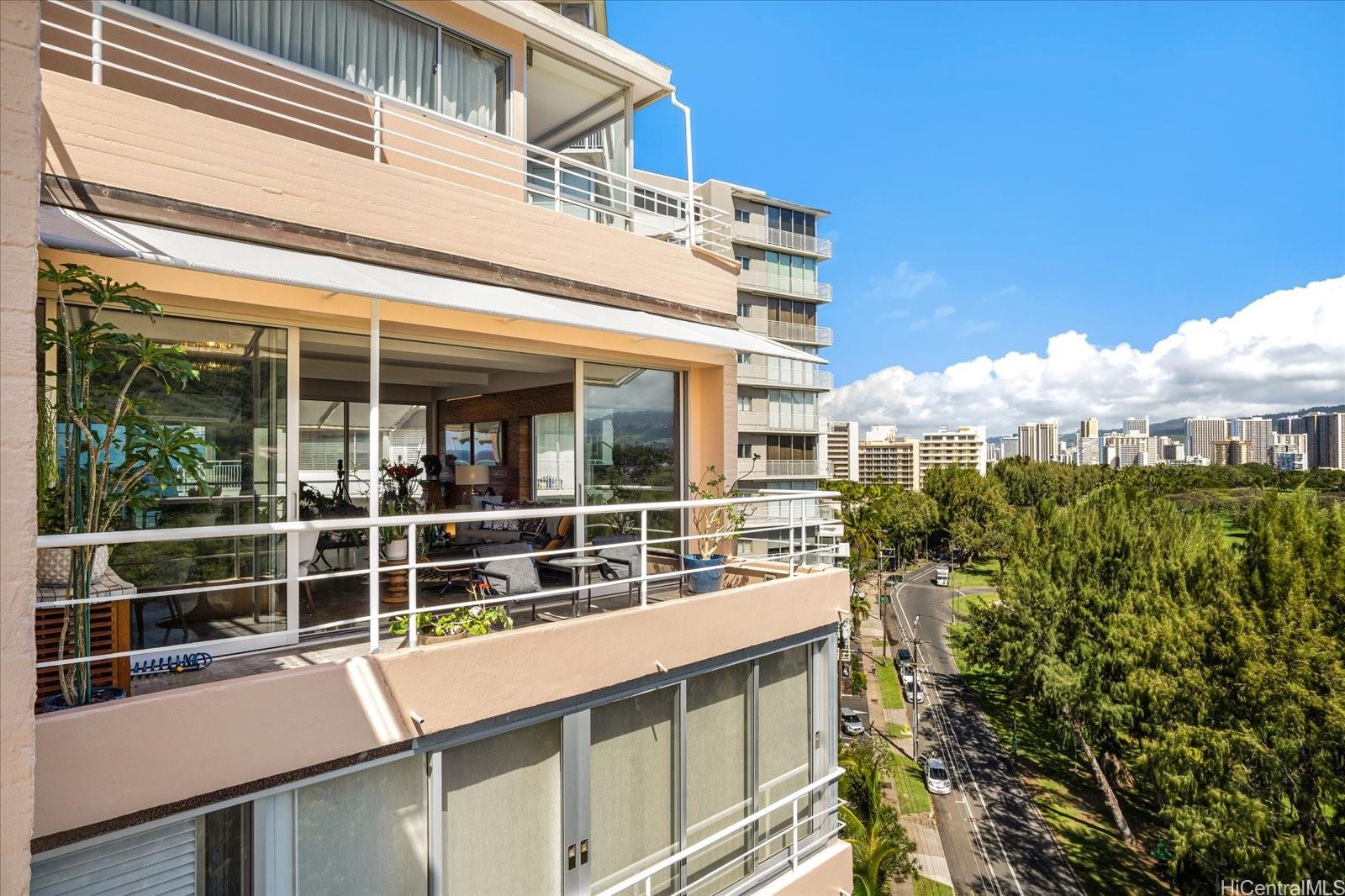 2979 Kalakaua Avenue  Unit 904