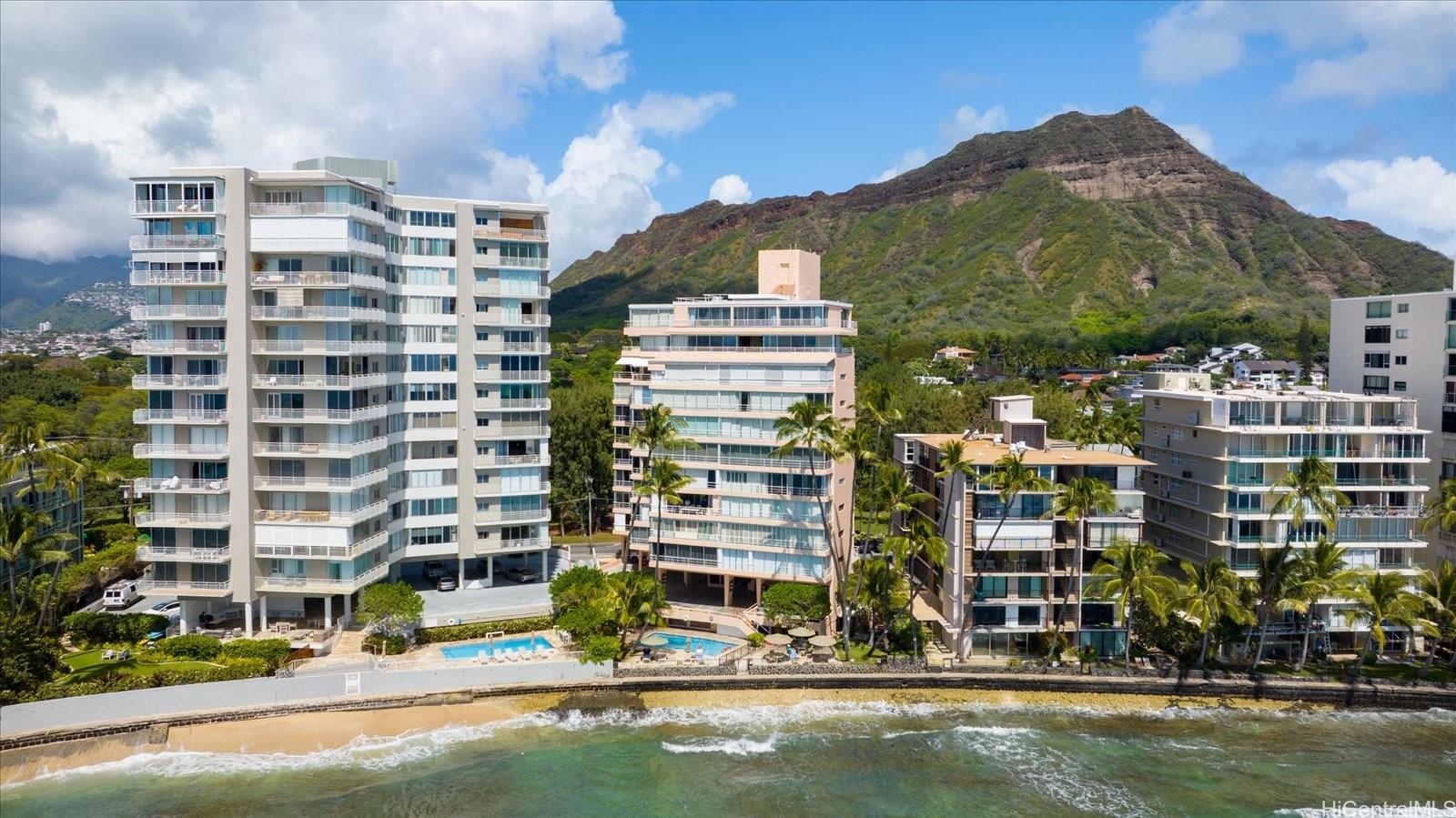 2979 Kalakaua Avenue  Unit 904