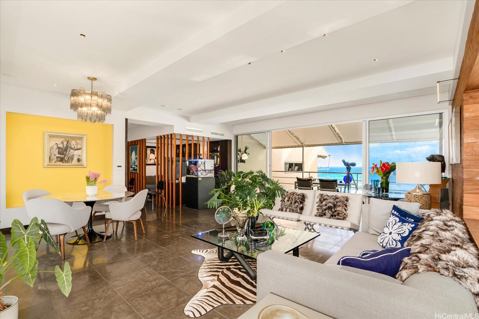 2979 Kalakaua Avenue  Unit 904