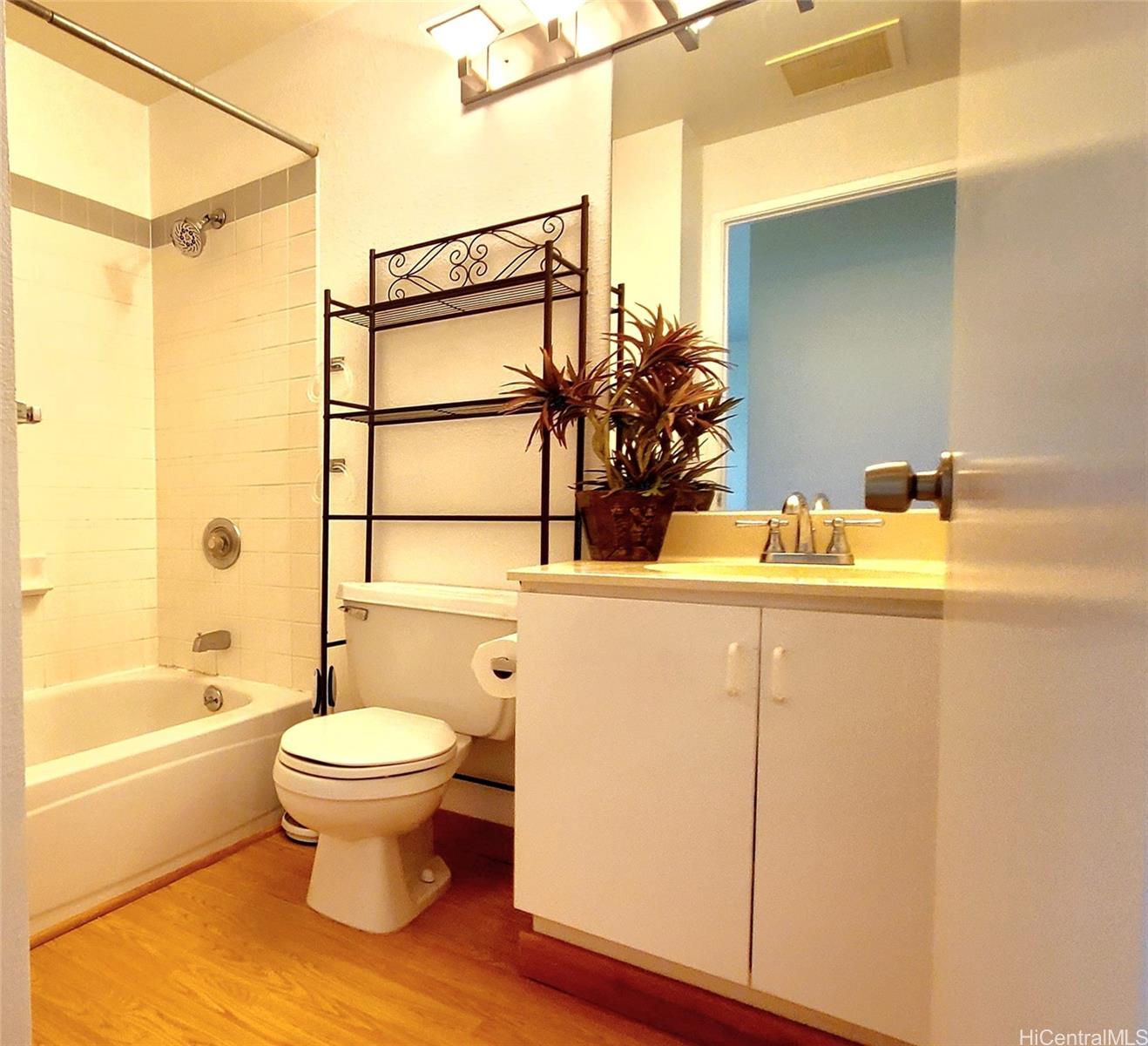 94-203 Paioa Place  Unit P202