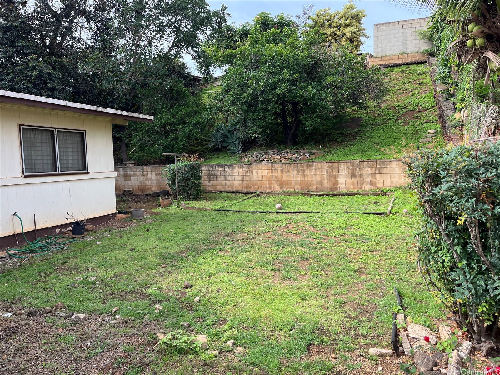 94567 Awamoi Street Waipahu HI 96797 sold on 08242023