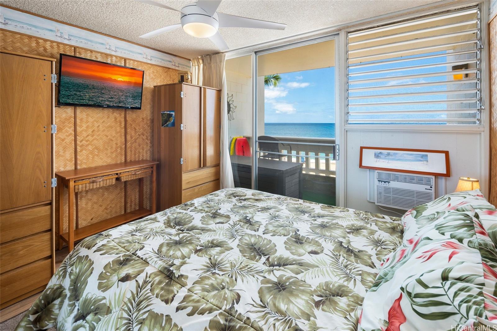 84-965 Farrington Highway  Unit A206