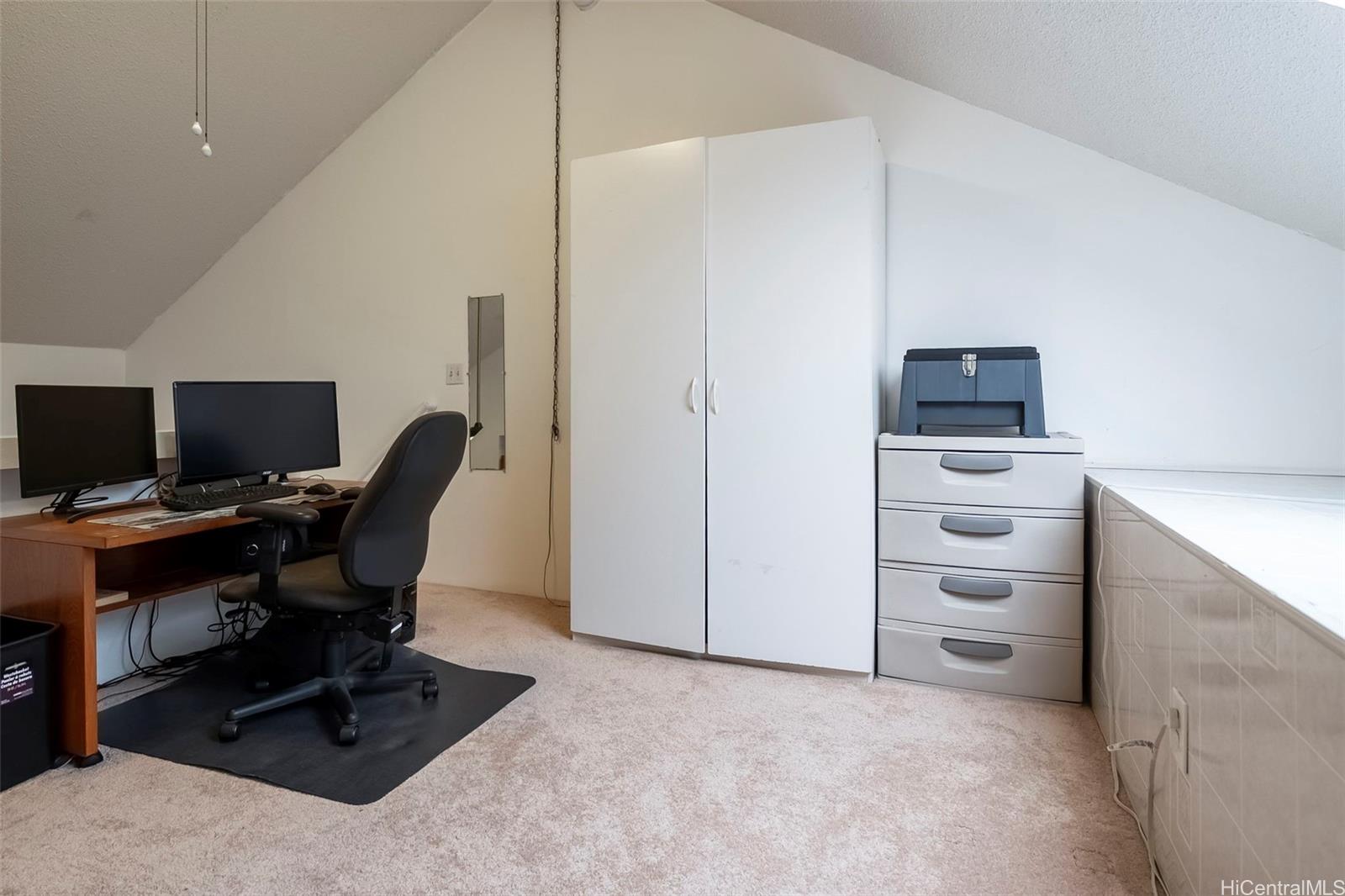 2860 Waialae Avenue  Unit PH3