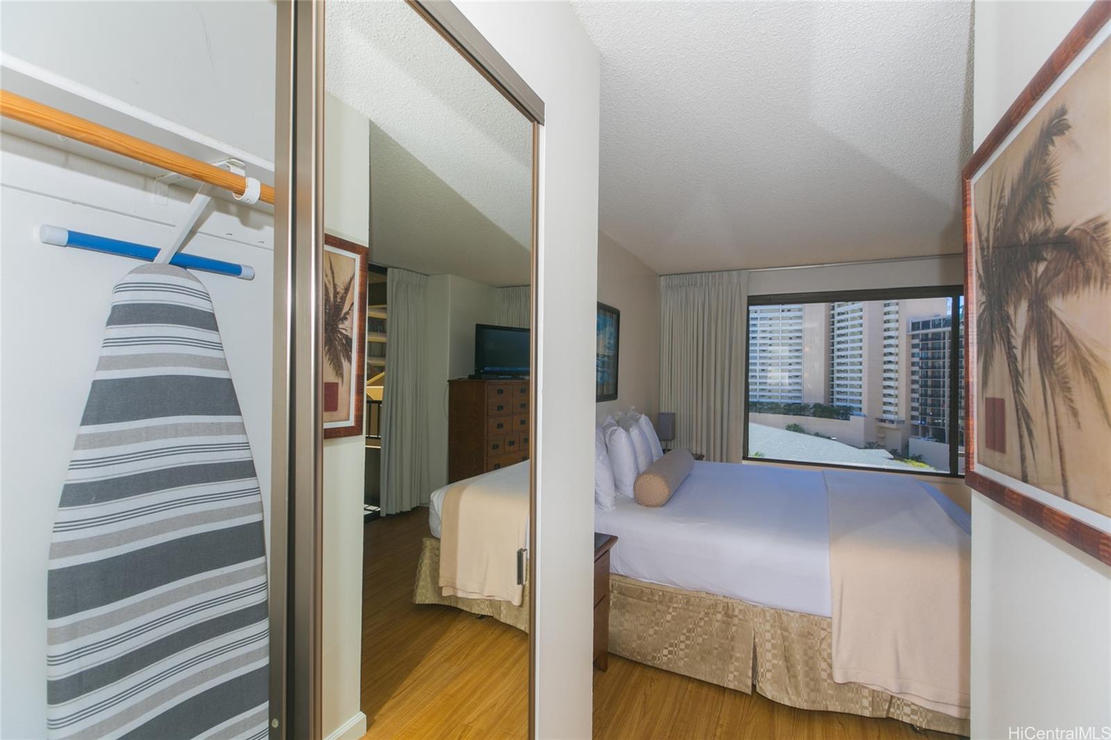 1778 Ala Moana Boulevard  Unit 1207