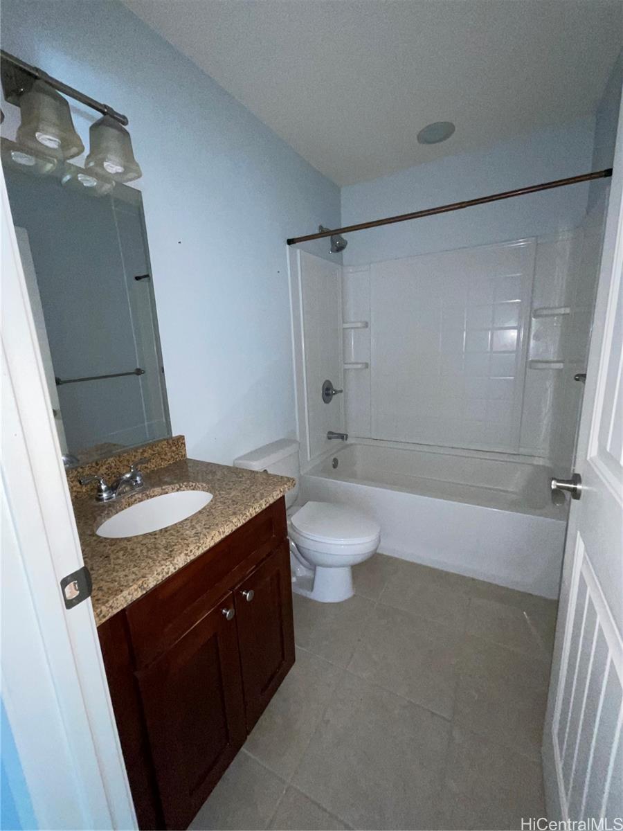 87-176 Maipalaoa Street  Unit C6