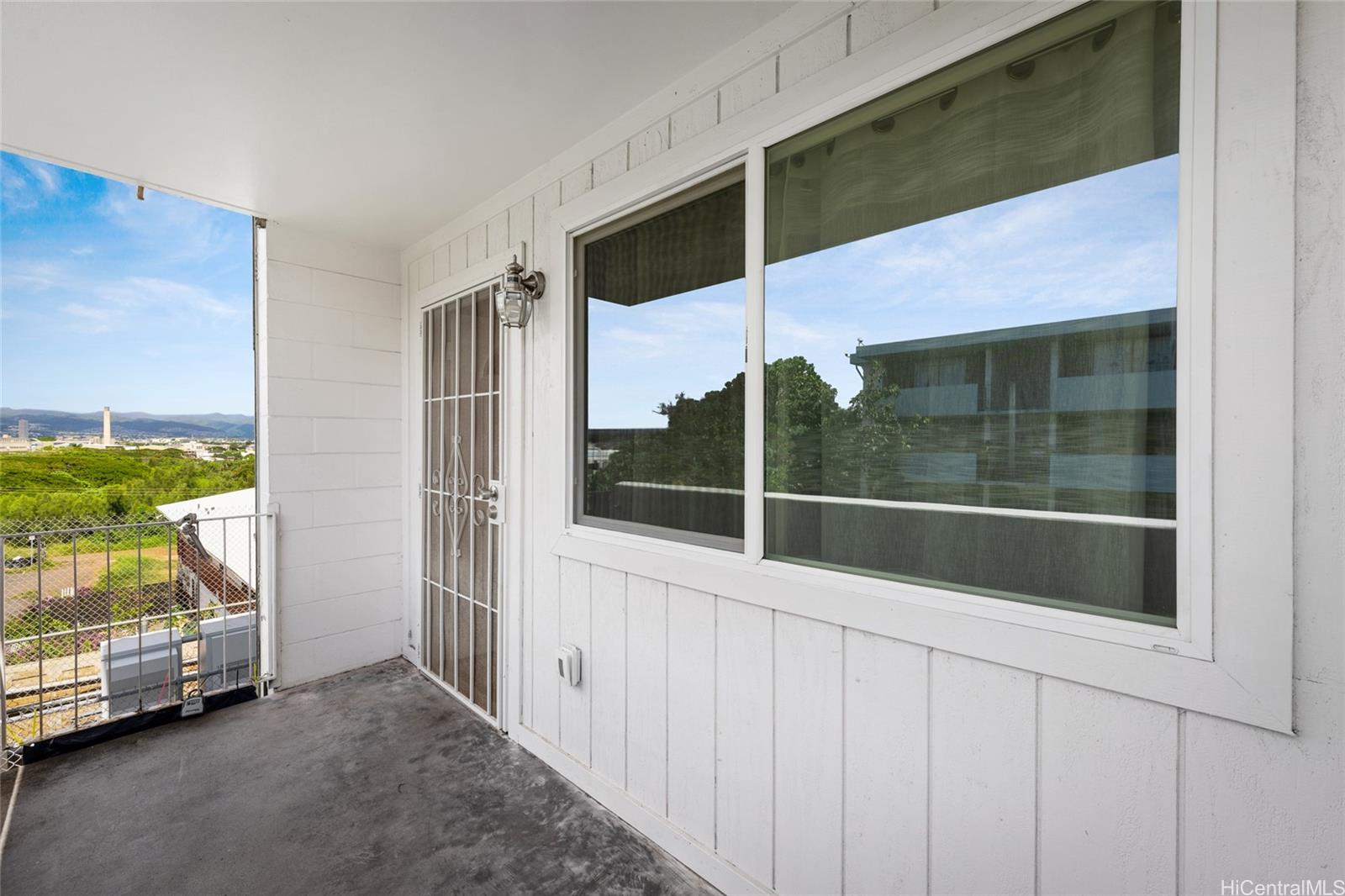 94-249 Waikele Road  Unit B214