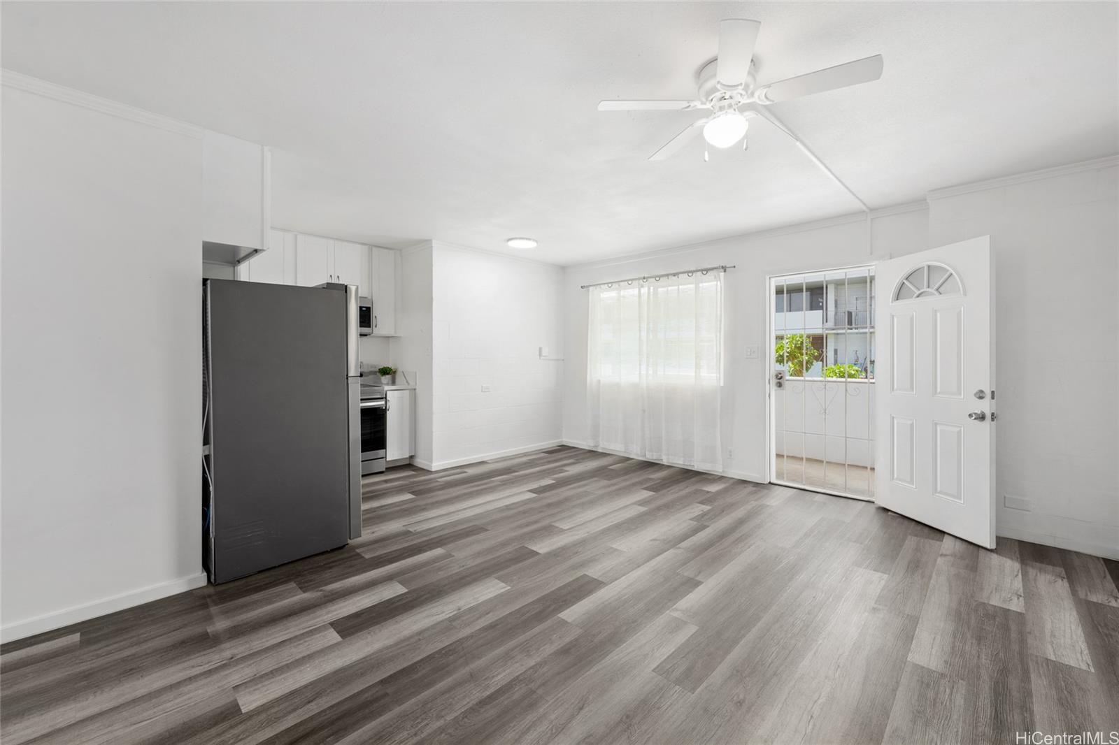 94-249 Waikele Road  Unit B214