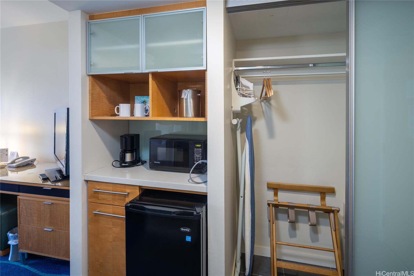 410 Atkinson Drive  Unit 1121