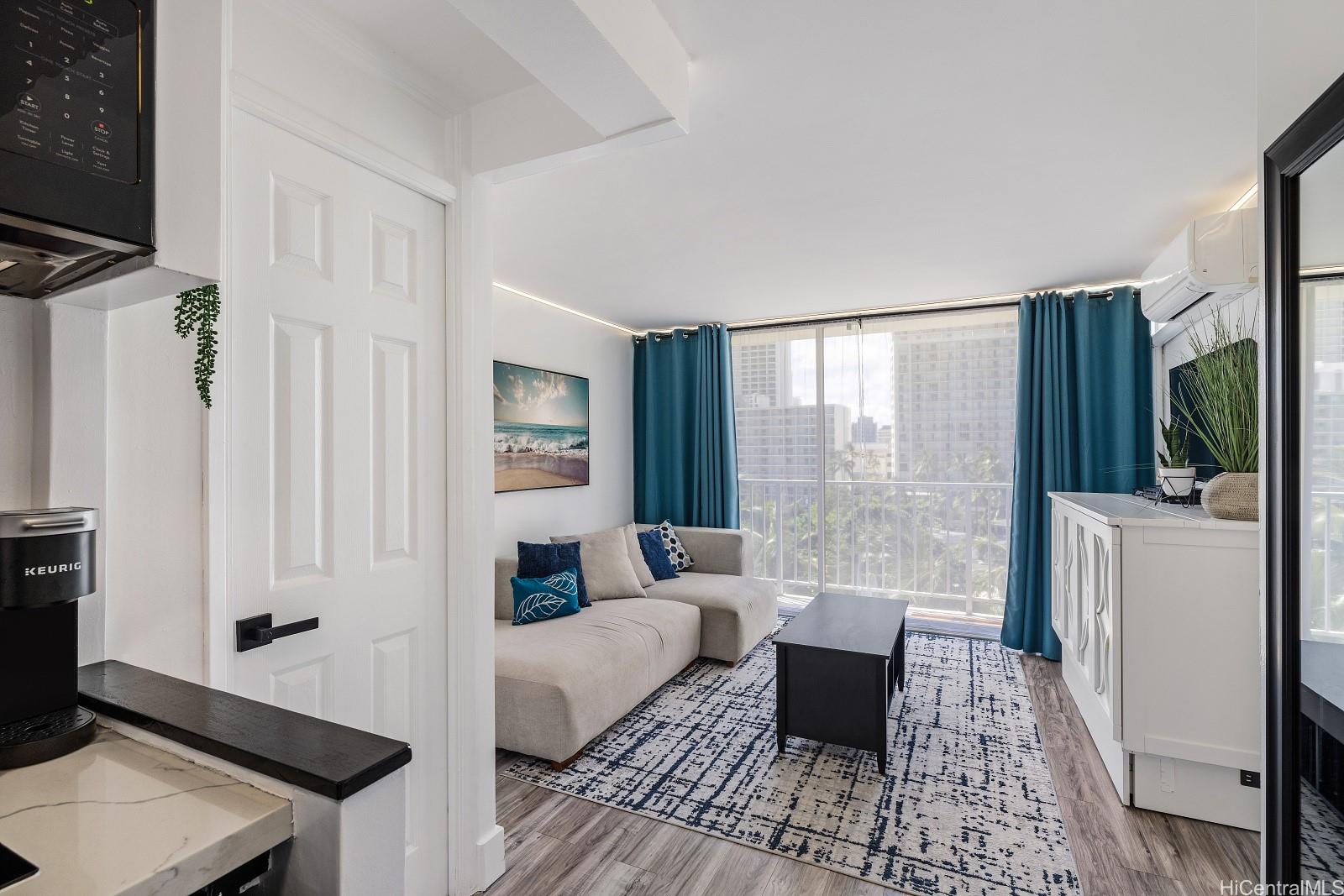 2427 Kuhio Avenue  Unit 804