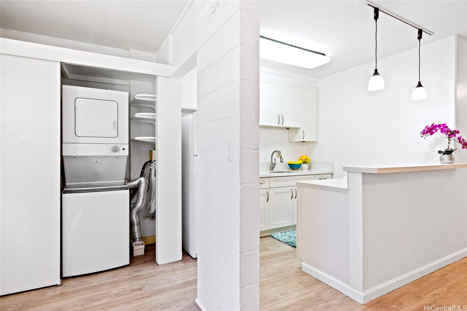 2050 Nuuanu Avenue  Unit DH106