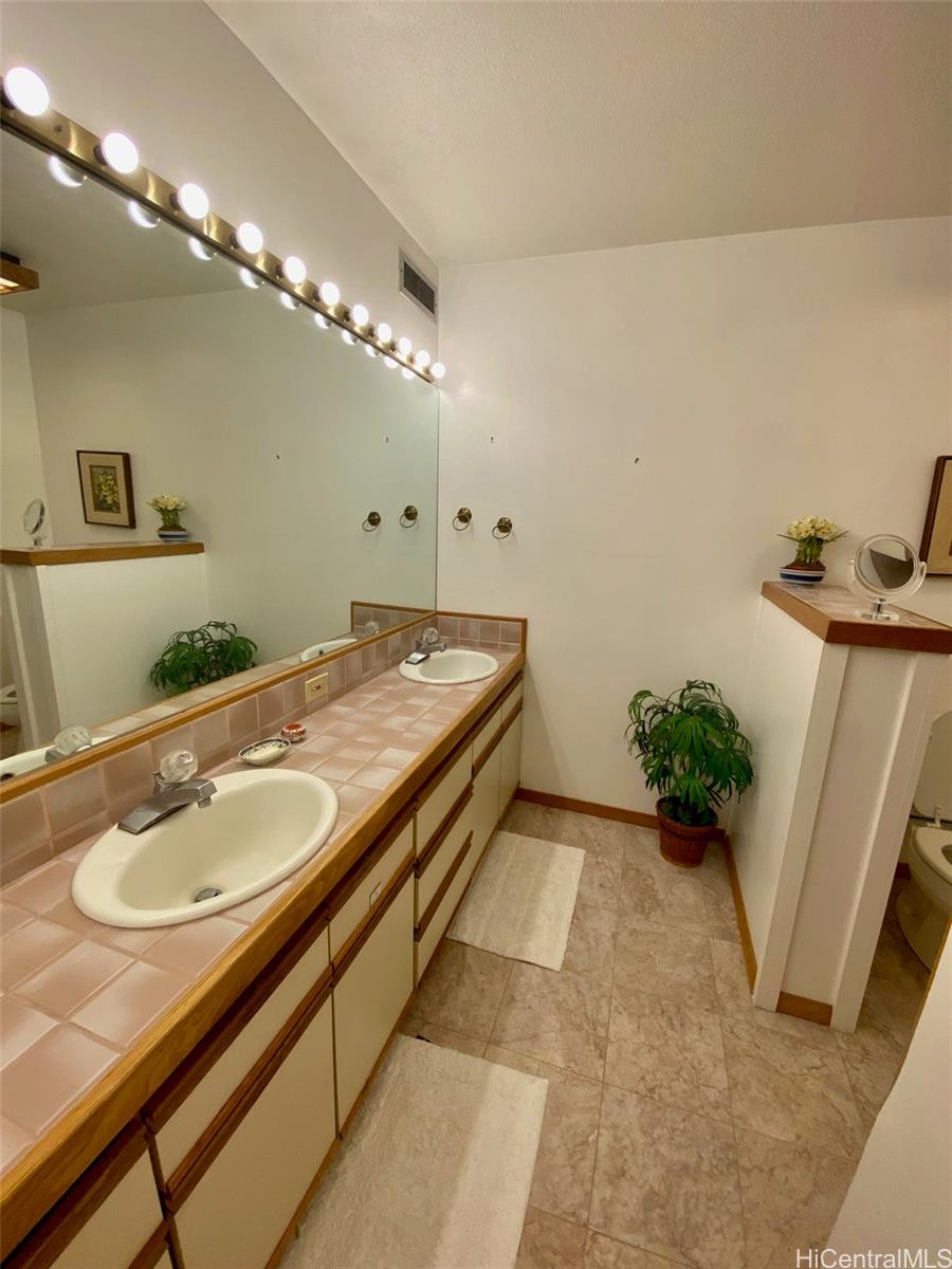 425 Ena Road  Unit 206C