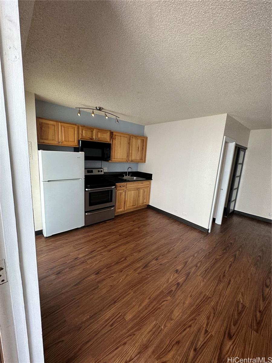 Photo 6 of 22