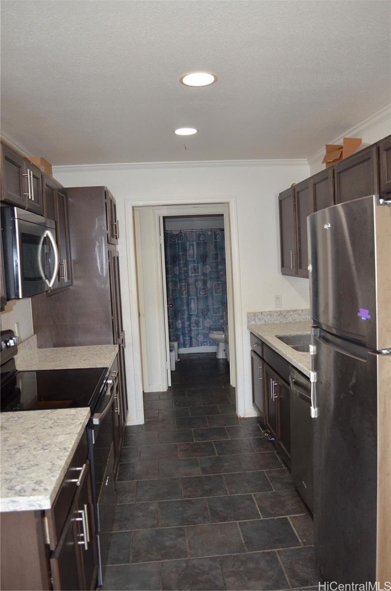 91-1040 Kaiau Avenue  Unit 12F