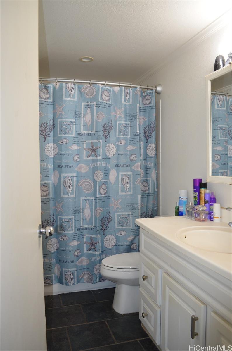 91-1040 Kaiau Avenue  Unit 12F