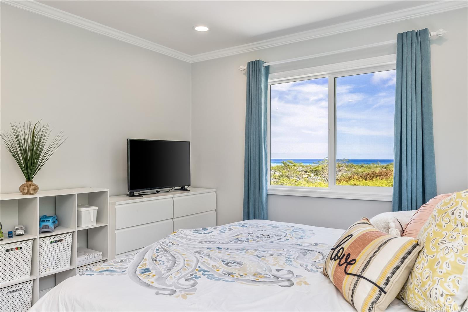 597 Papahehi Place