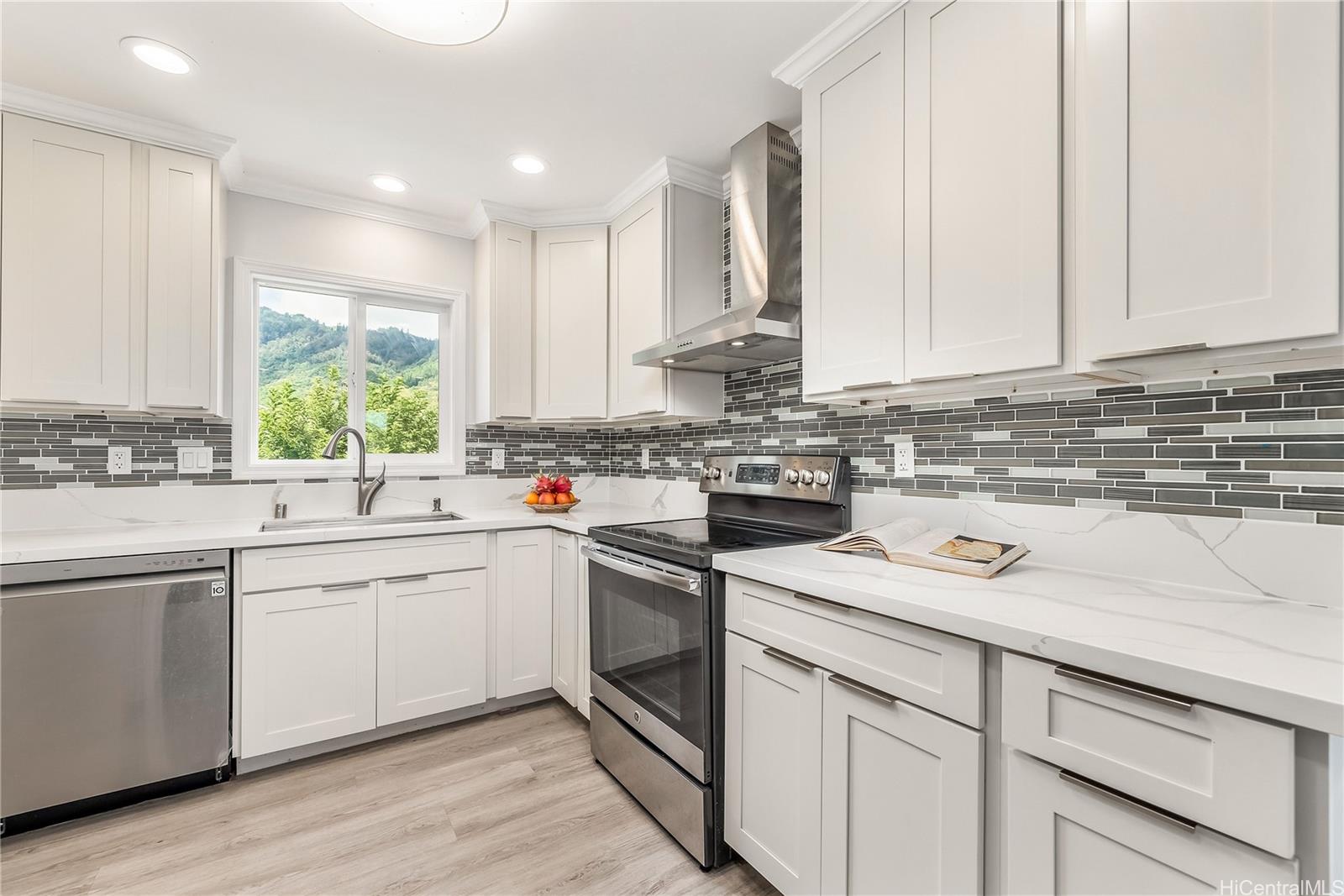 597 Papahehi Place