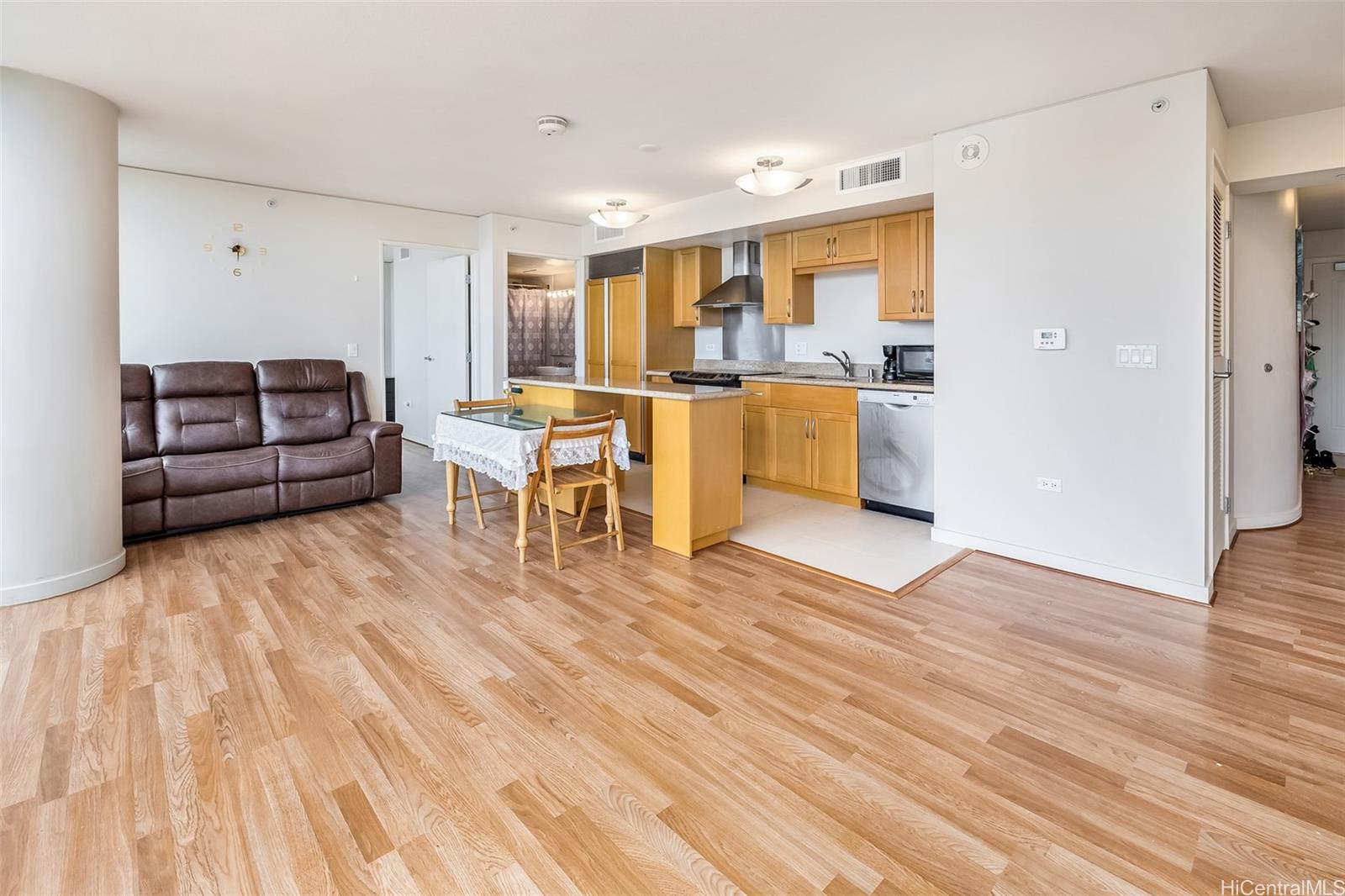 1288 Kapiolani Boulevard  Unit I-3701