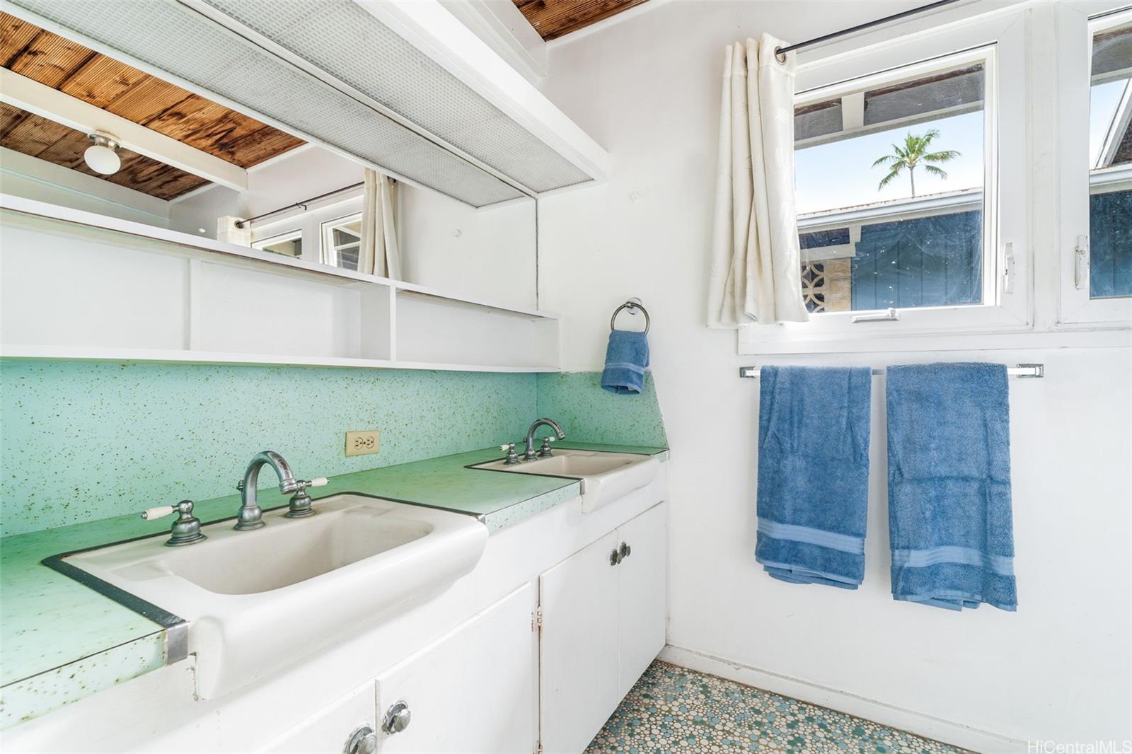 114 Kaelepulu Drive