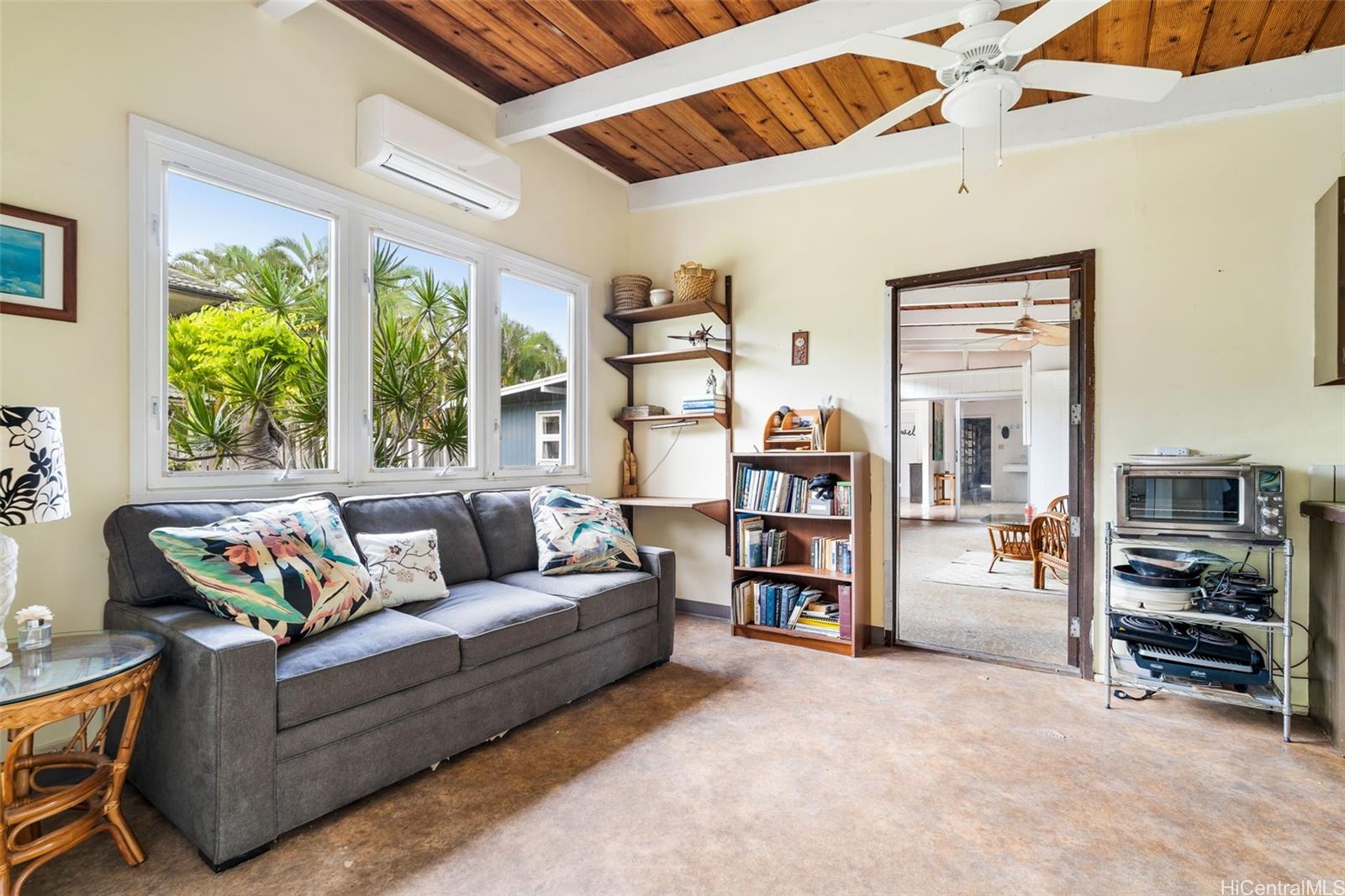 114 Kaelepulu Drive