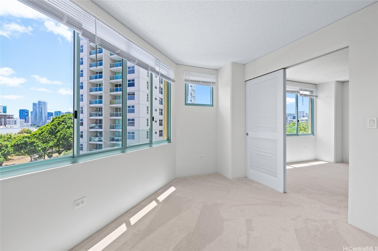 1314 Kalakaua Avenue  Unit 506