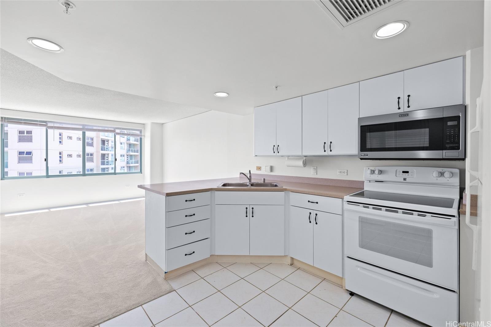1314 Kalakaua Avenue  Unit 506