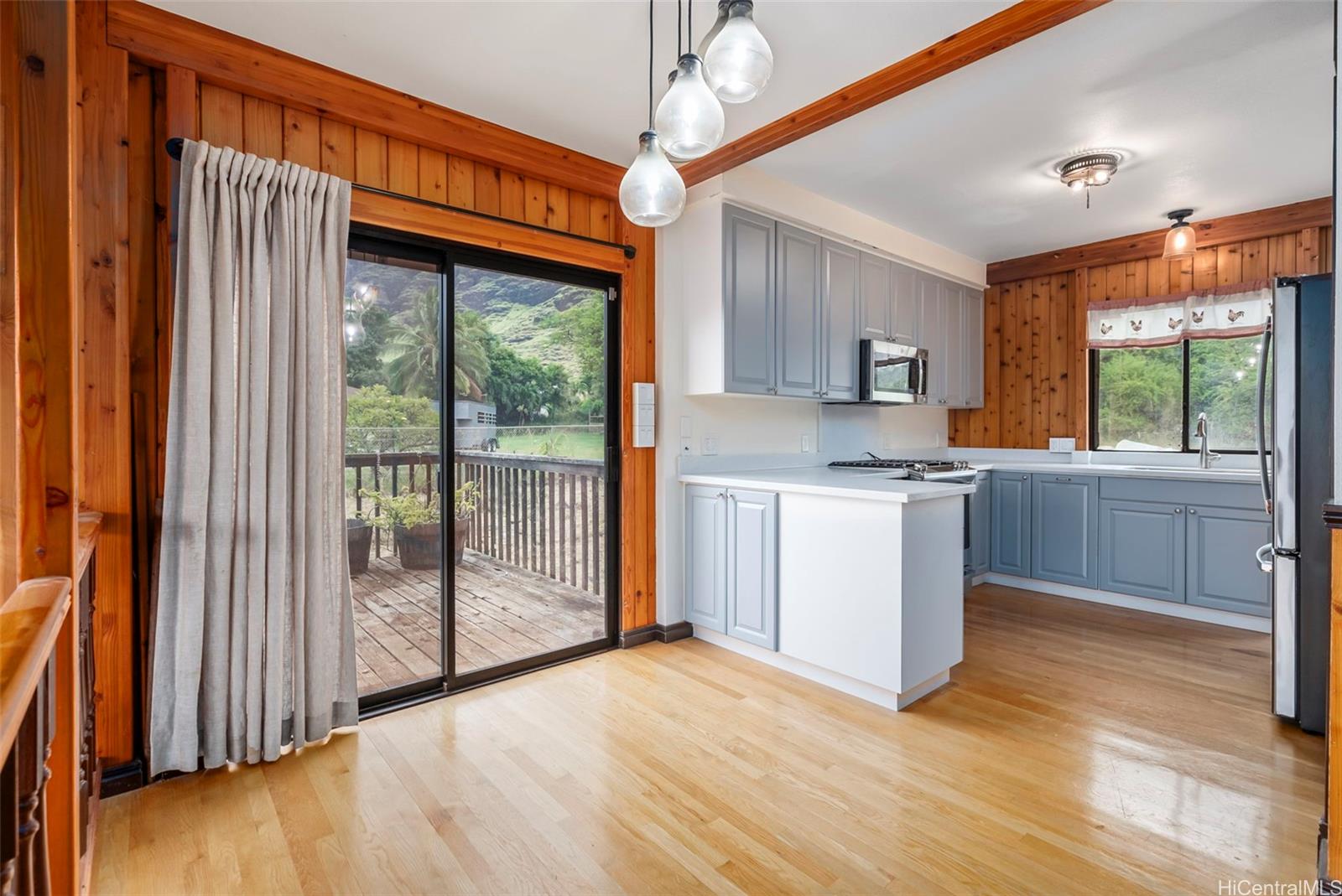 85-834 Piliuka Place