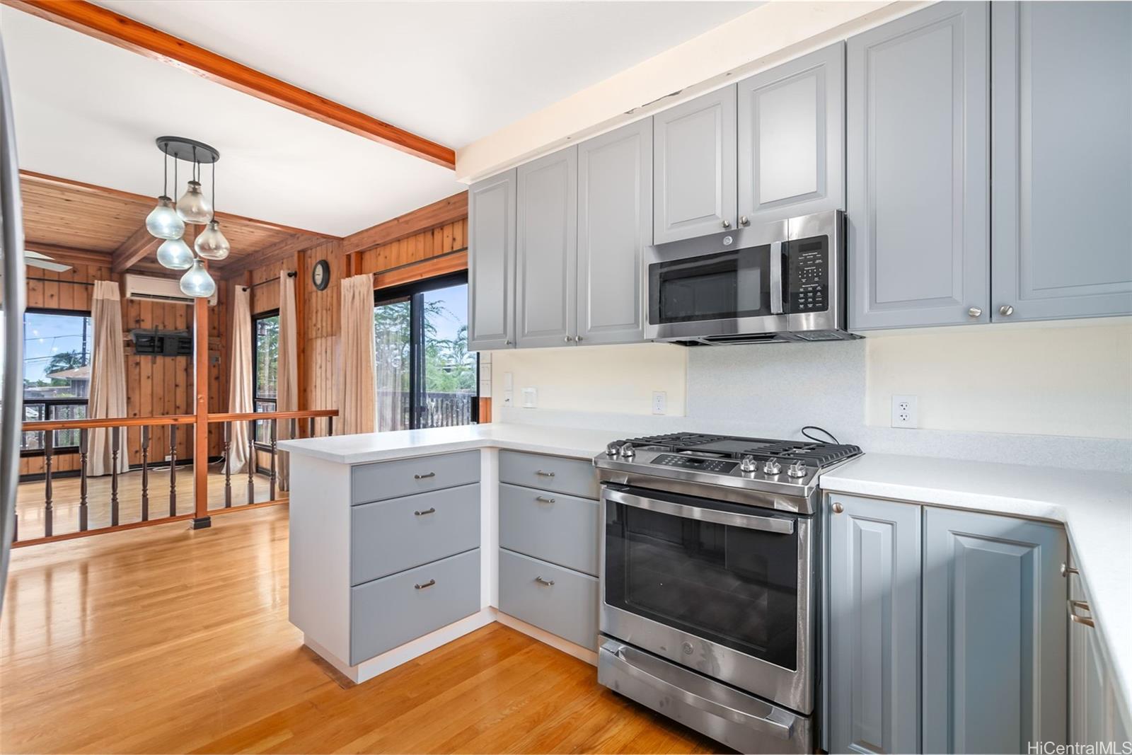 85-834 Piliuka Place
