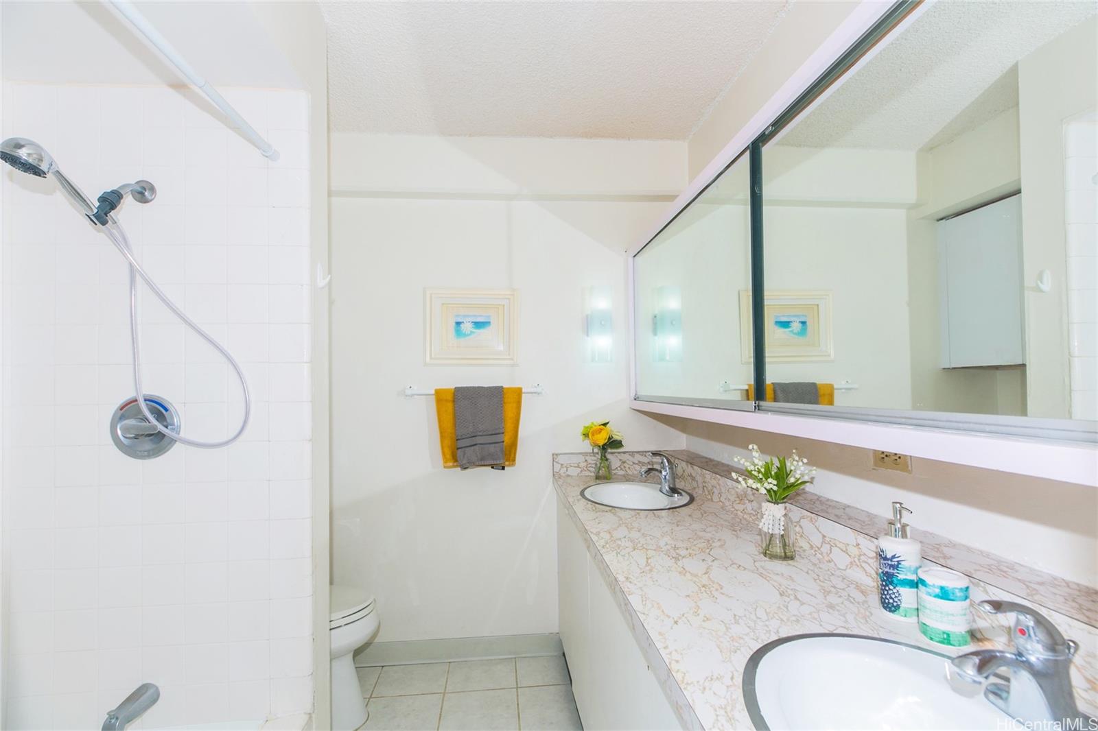 1655 Makaloa Street  Unit 1611