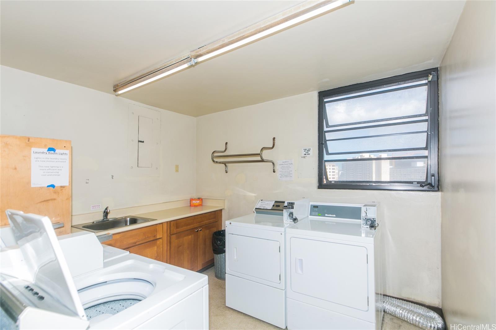 1655 Makaloa Street  Unit 1611