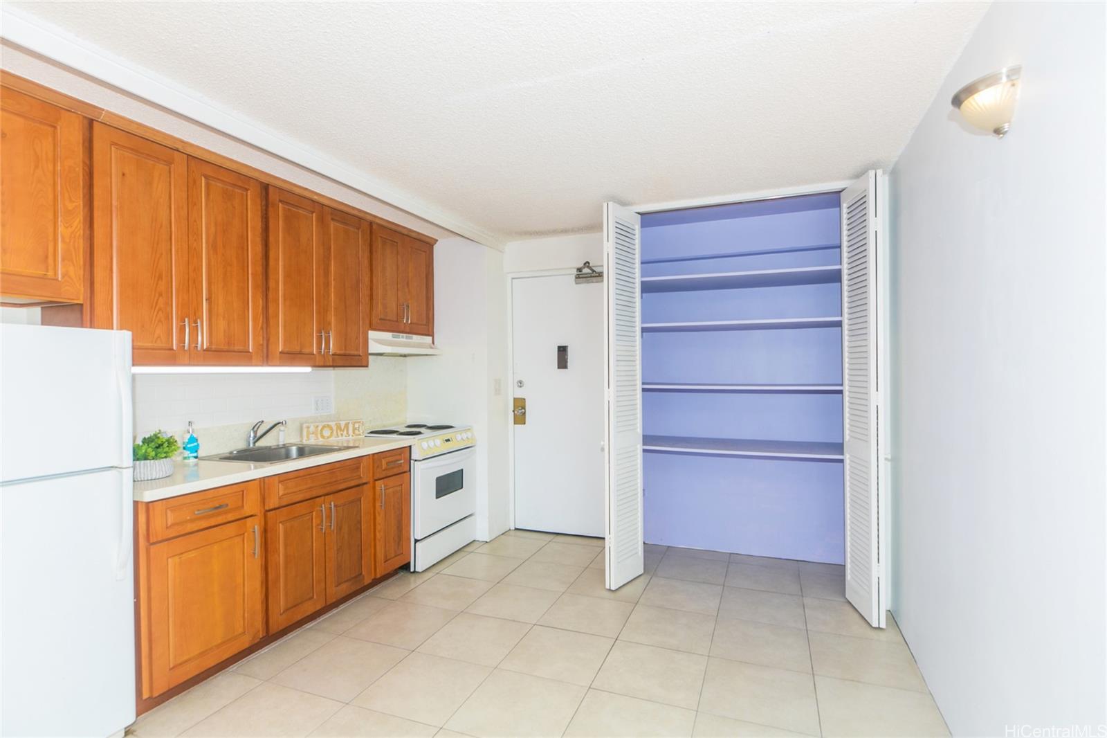 1655 Makaloa Street  Unit 1611