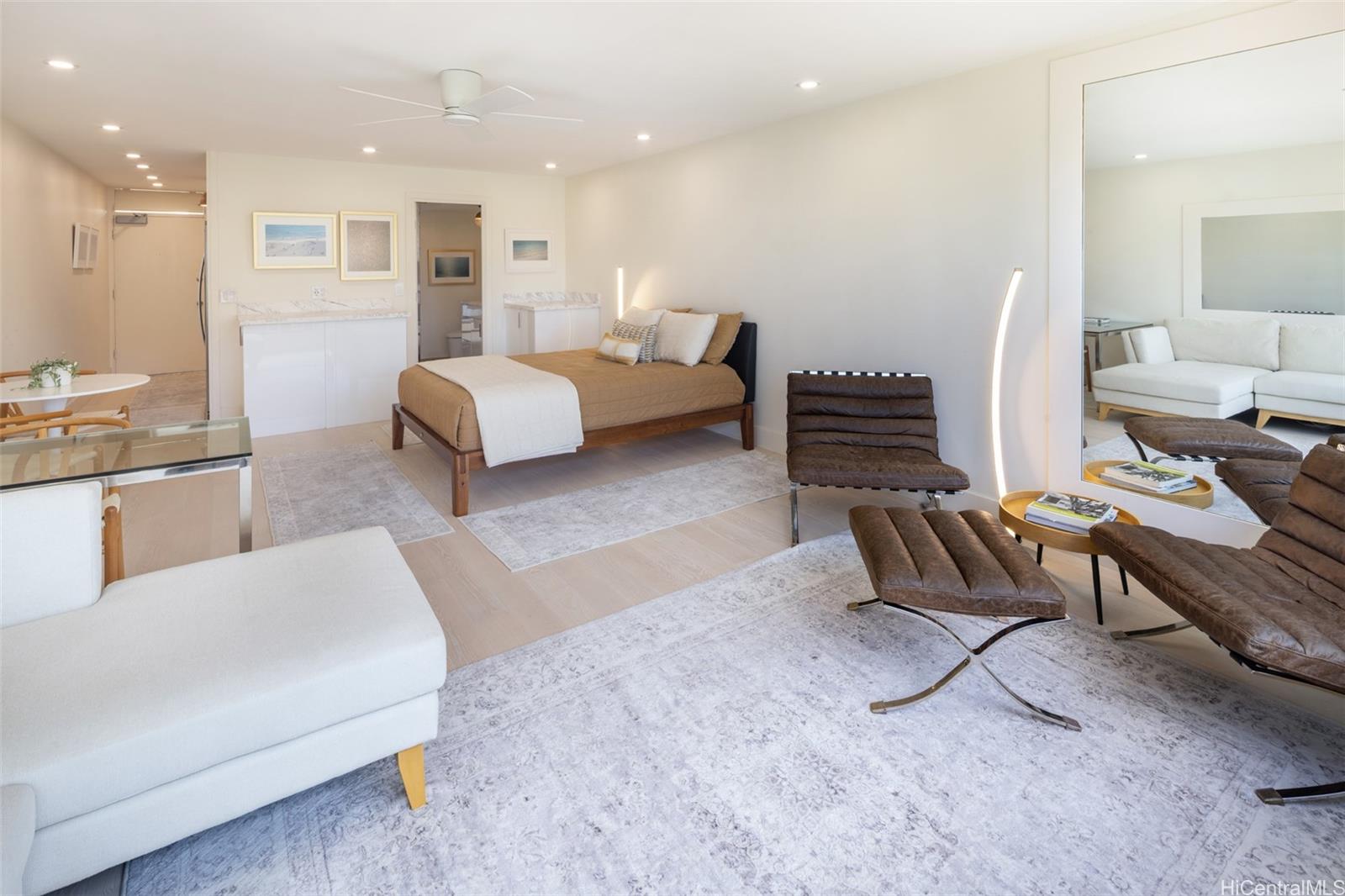 2895 Kalakaua Avenue  Unit 506