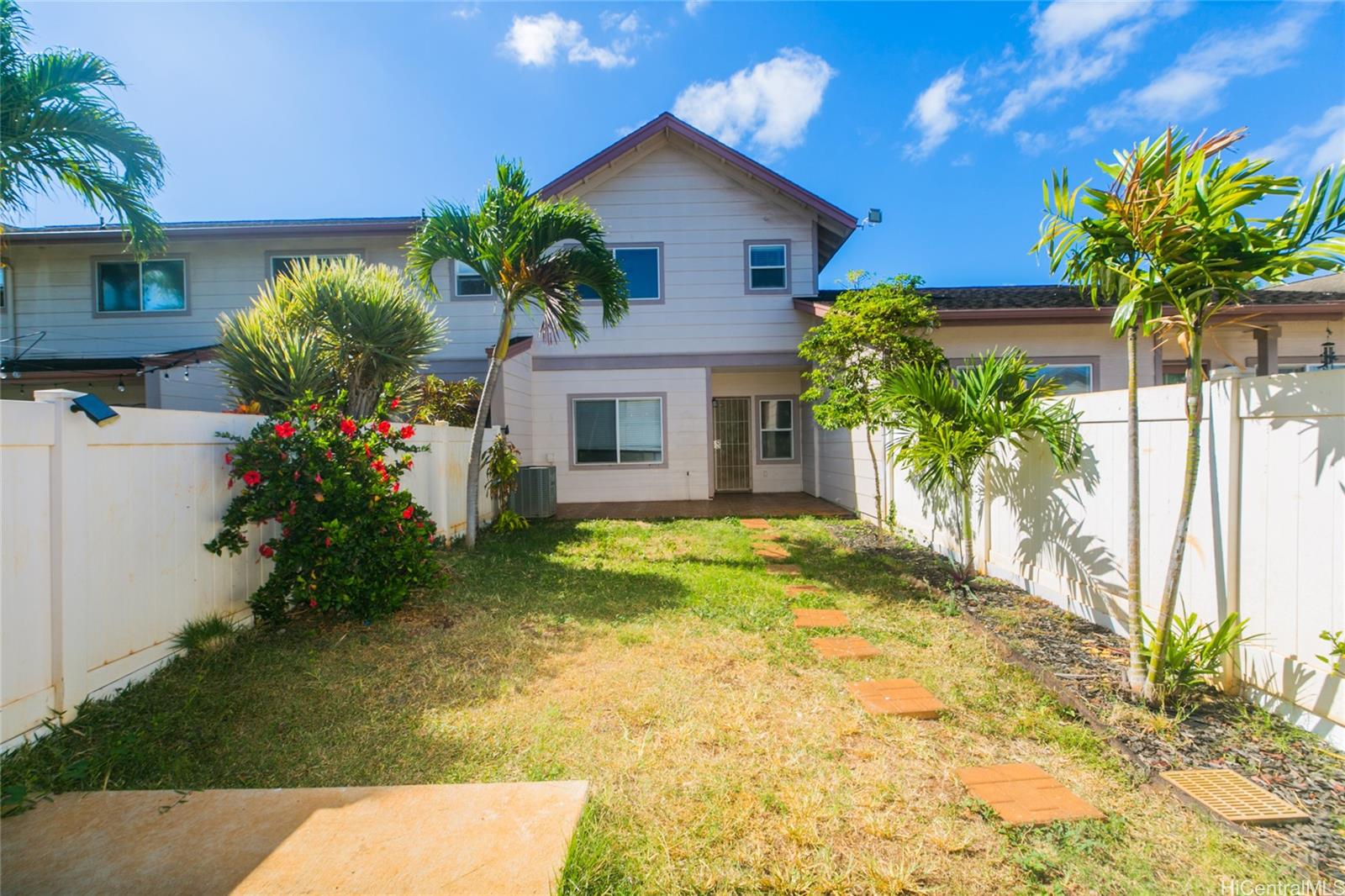 91-1026 Kaimalie Street  Unit Q2