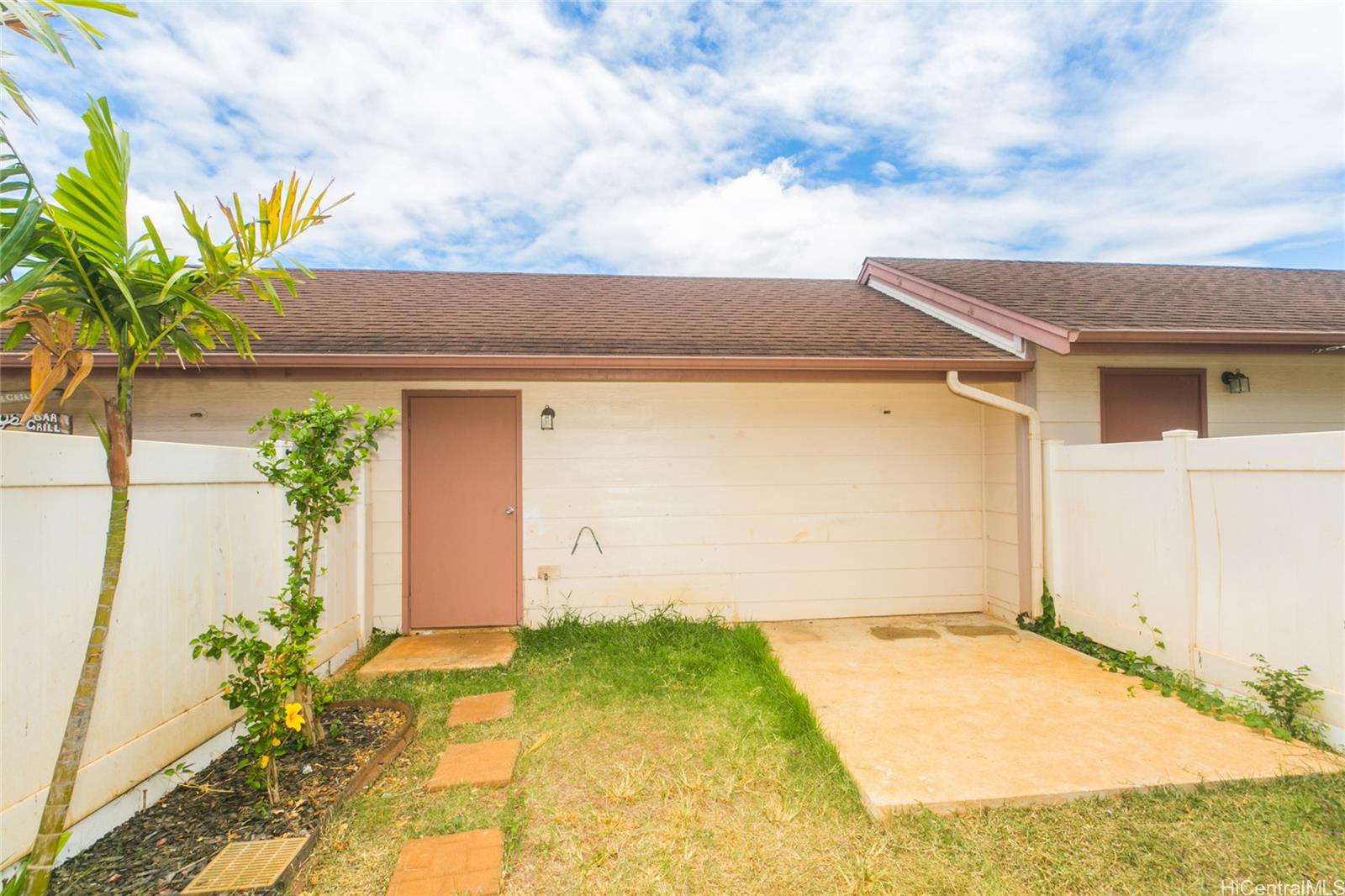 91-1026 Kaimalie Street  Unit Q2