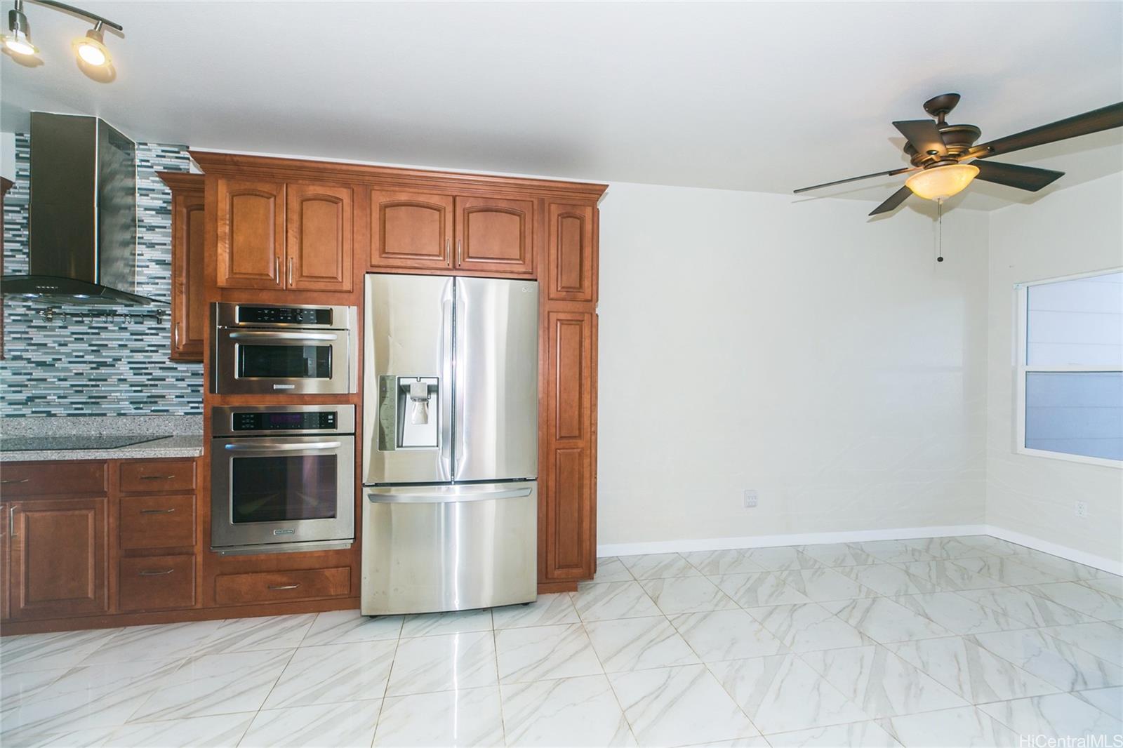 91-1026 Kaimalie Street  Unit Q2