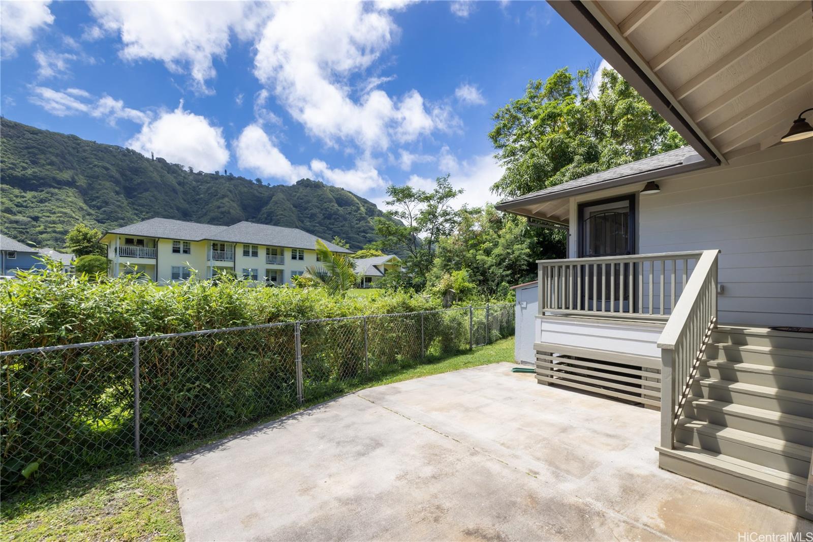 3158 East Manoa Road Unit C Honolulu HI 96822 sold on 10062023