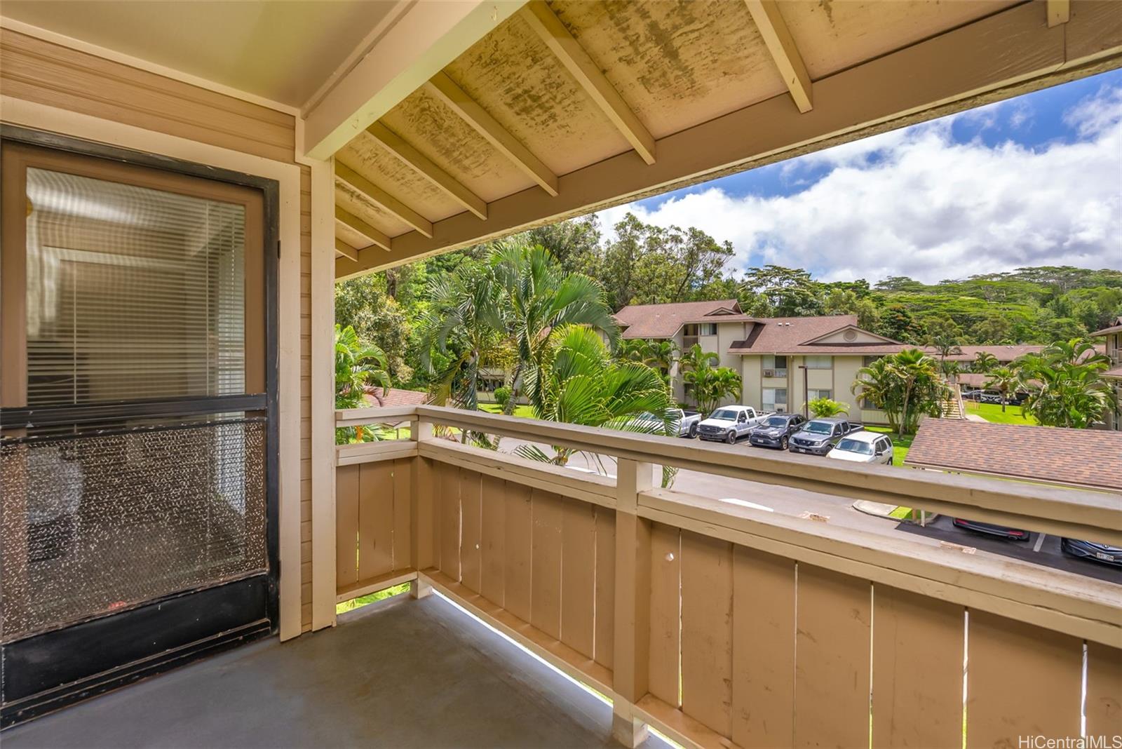 95-510 Wikao Street  Unit L204