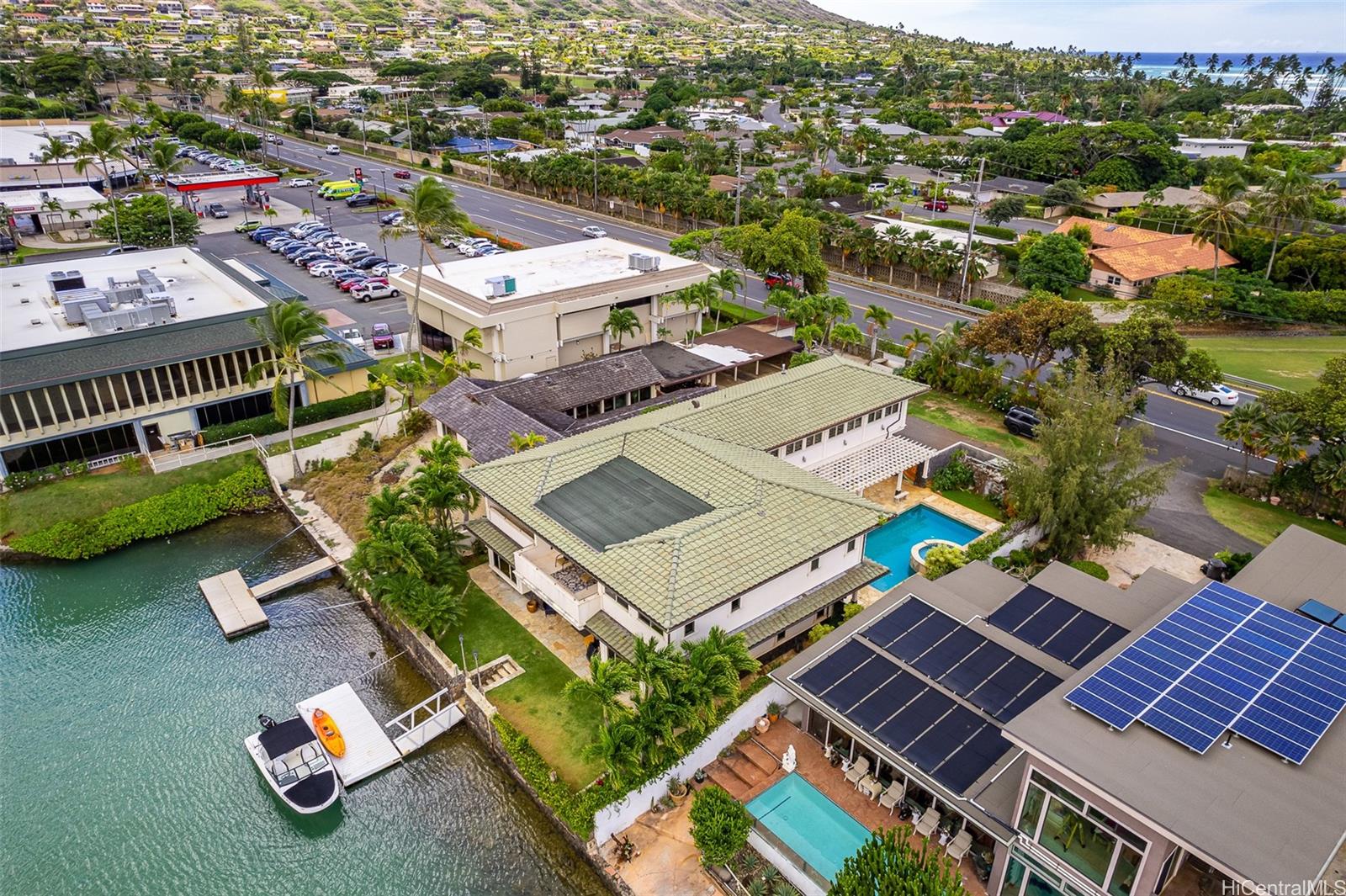 7096 Kalanianaole Highway