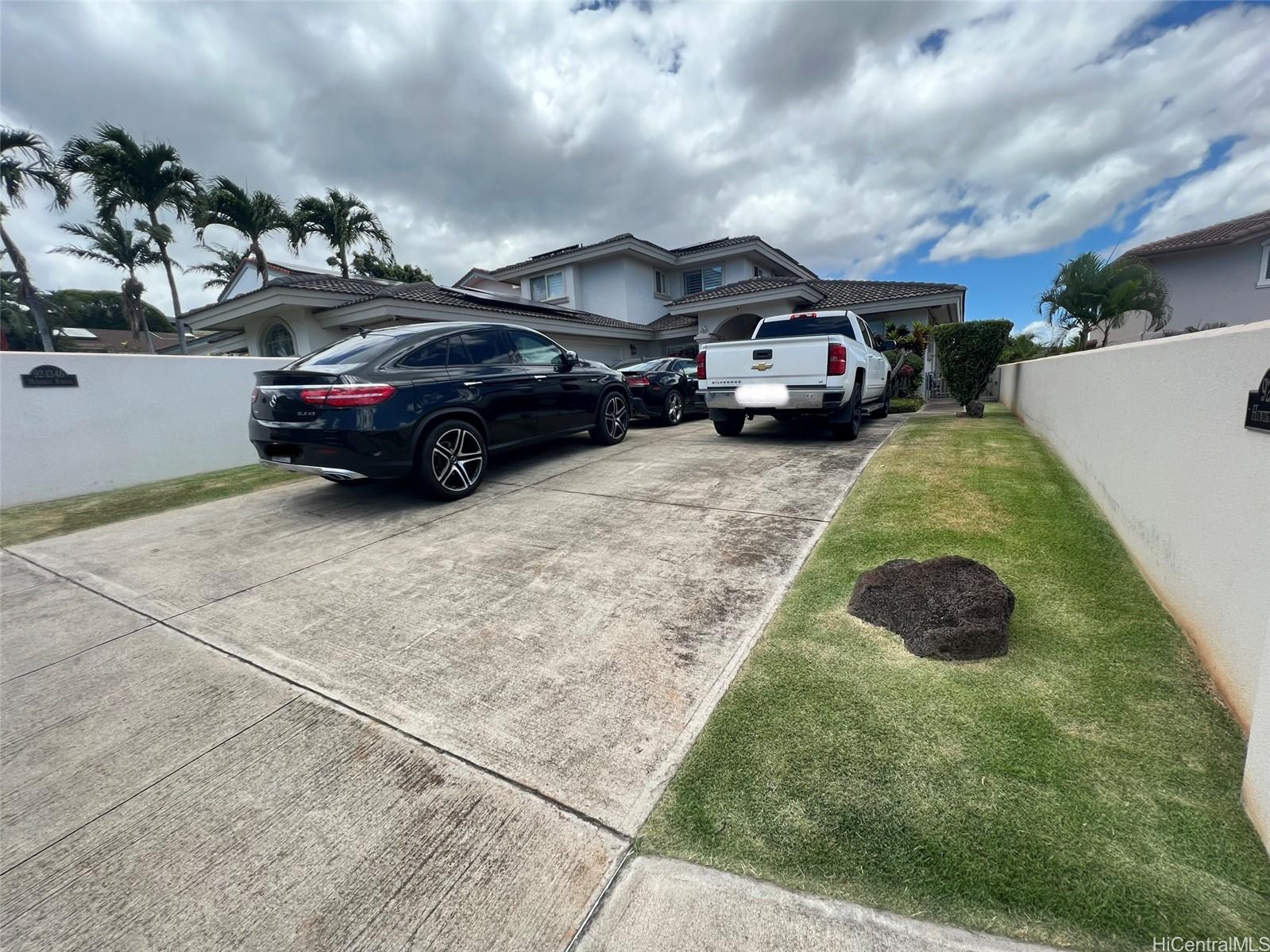 92-1346 Hunekai Street