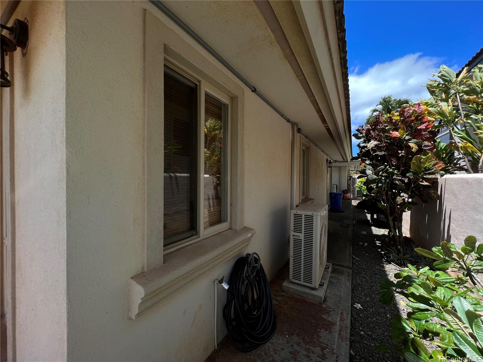 92-1346 Hunekai Street