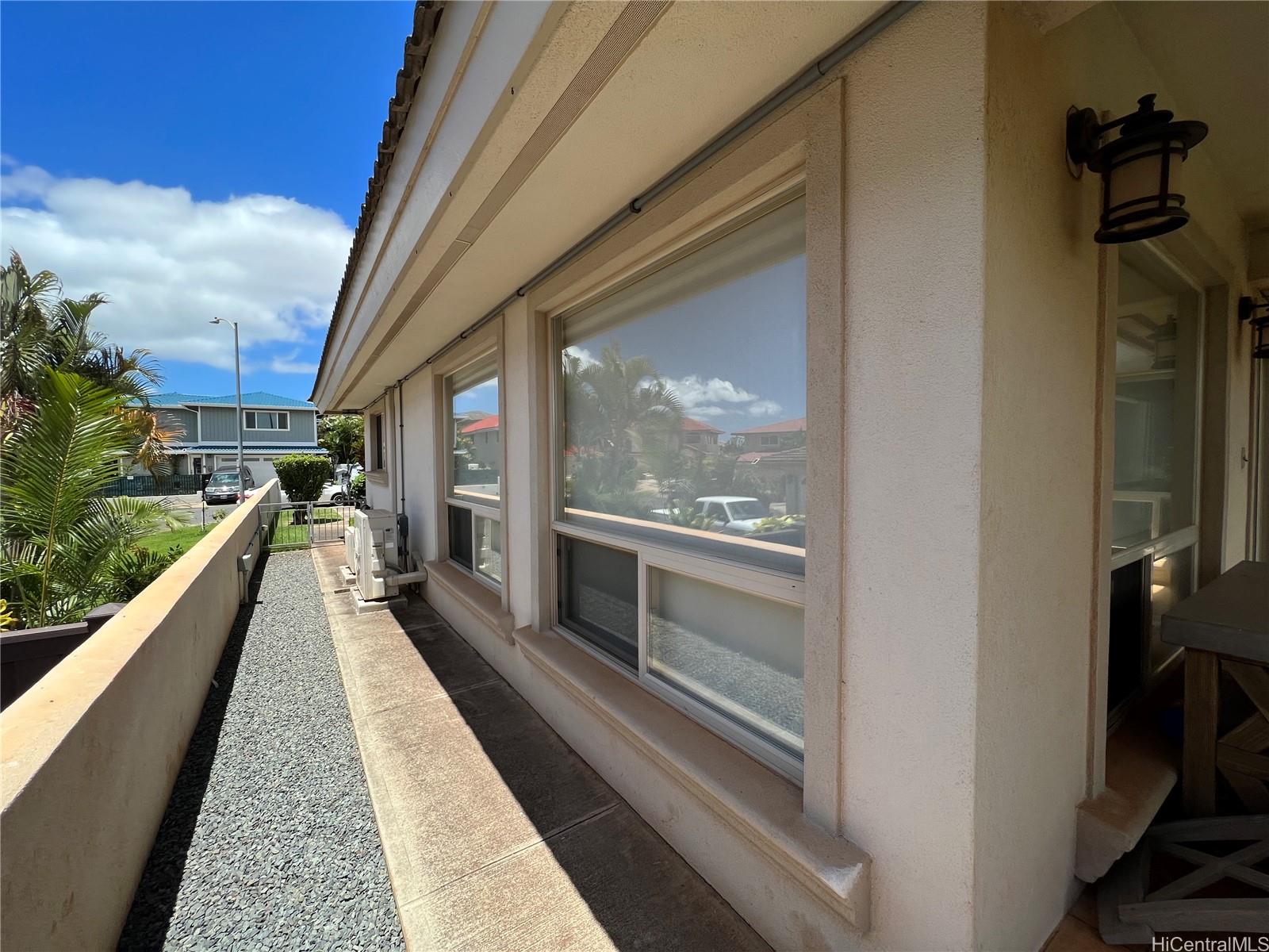 92-1346 Hunekai Street
