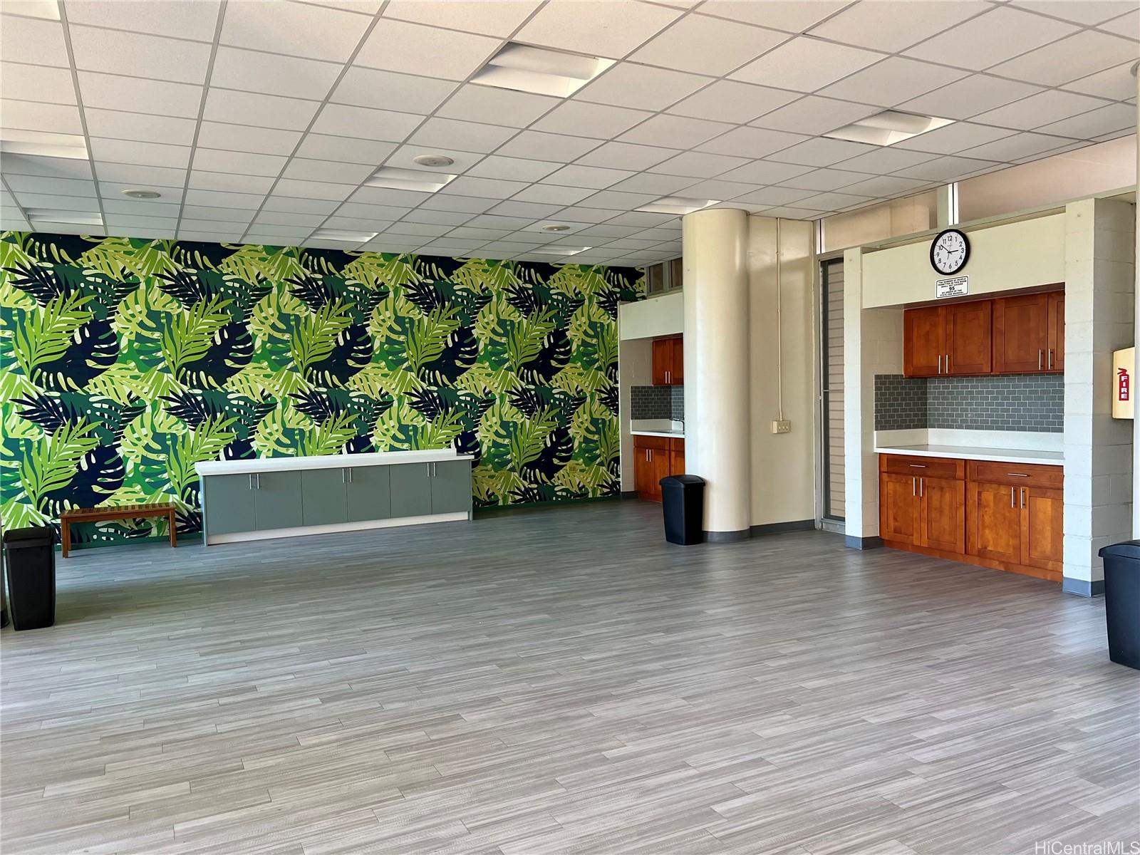 500 University Avenue  Unit 904