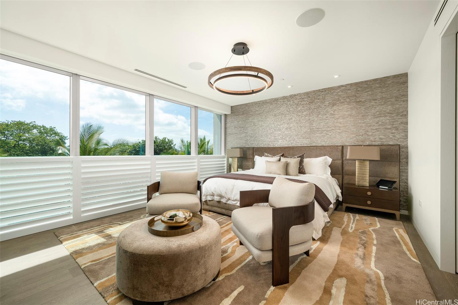 1118 Ala Moana Boulevard  Unit V 1/6