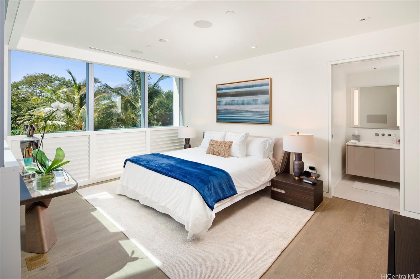 1118 Ala Moana Boulevard  Unit V 1/6
