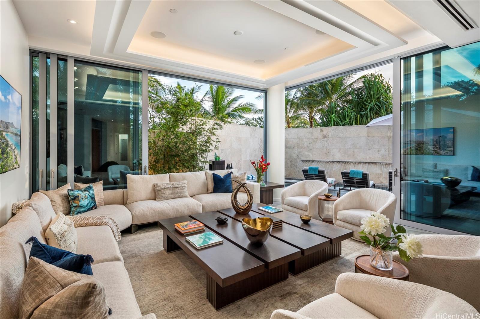 1118 Ala Moana Boulevard  Unit V 1/6